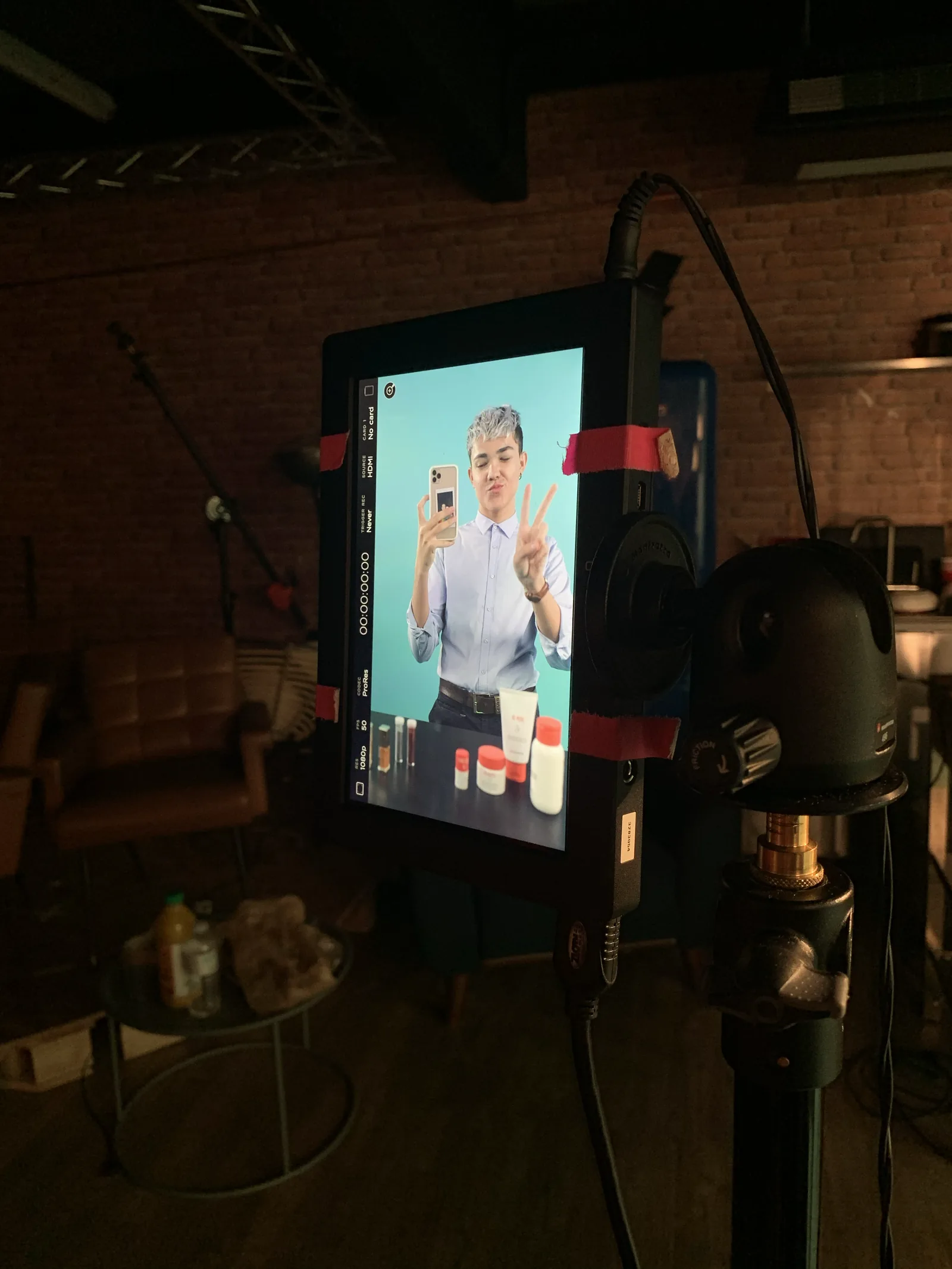 Tournage de nuit avec écran de contrôle